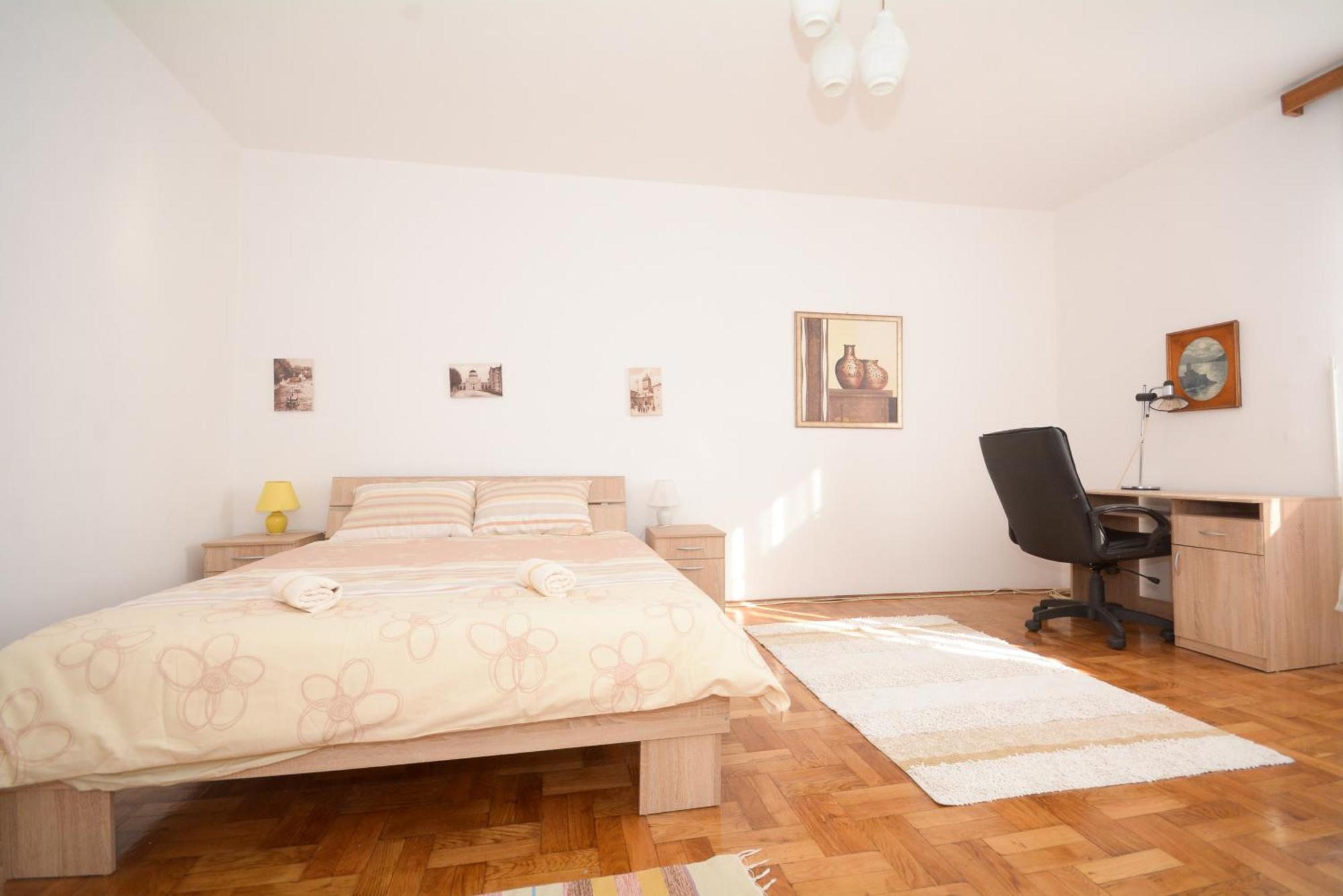 Apartments City Hall Belgrad Rum bild